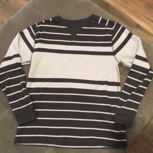 BOYS QUIKSILVER SWEATER HIGH END PREPPY LARGE EUC